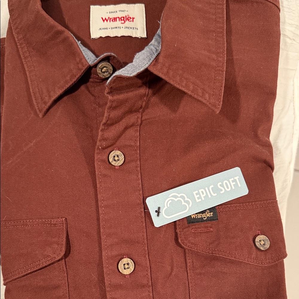 On Sale Today!!!
Wrangler Brick Red Long Sleeve Shirt - Picture 8 of 8
